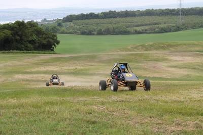 dirt buggy racing