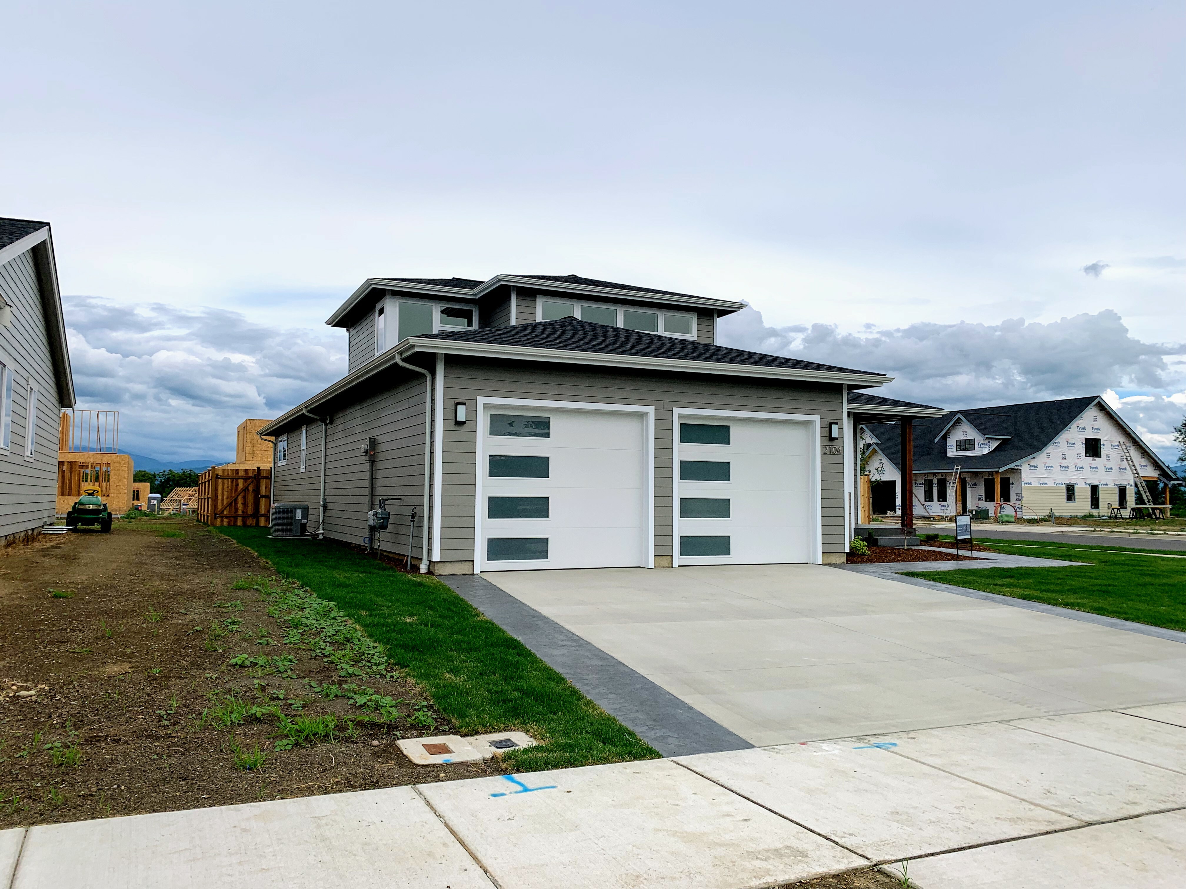 Contemporary 213