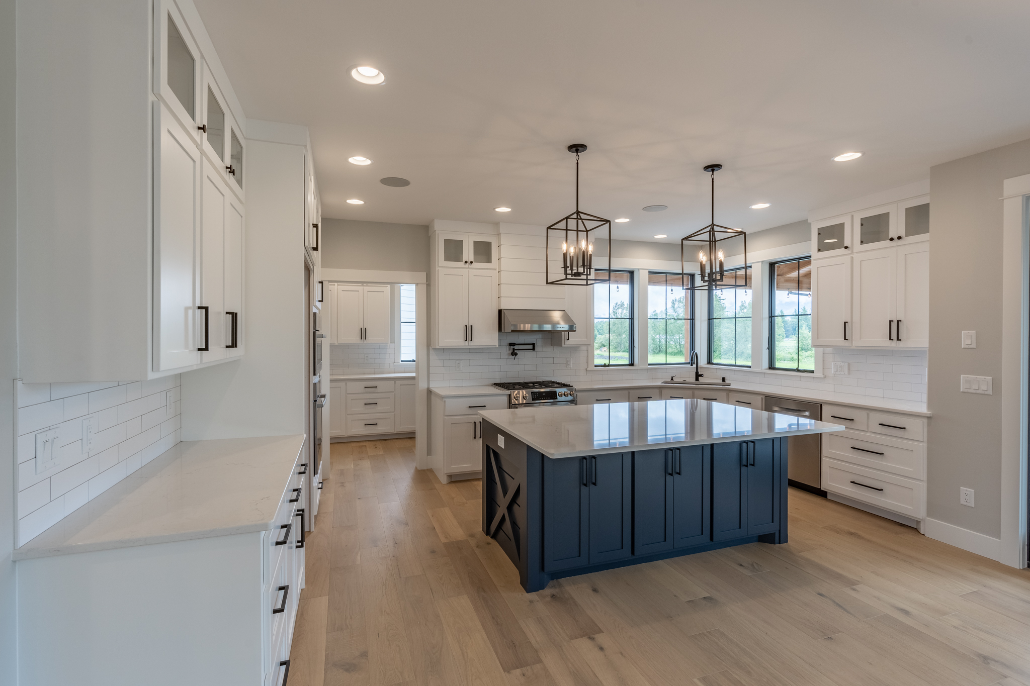 Farmhouse 902
