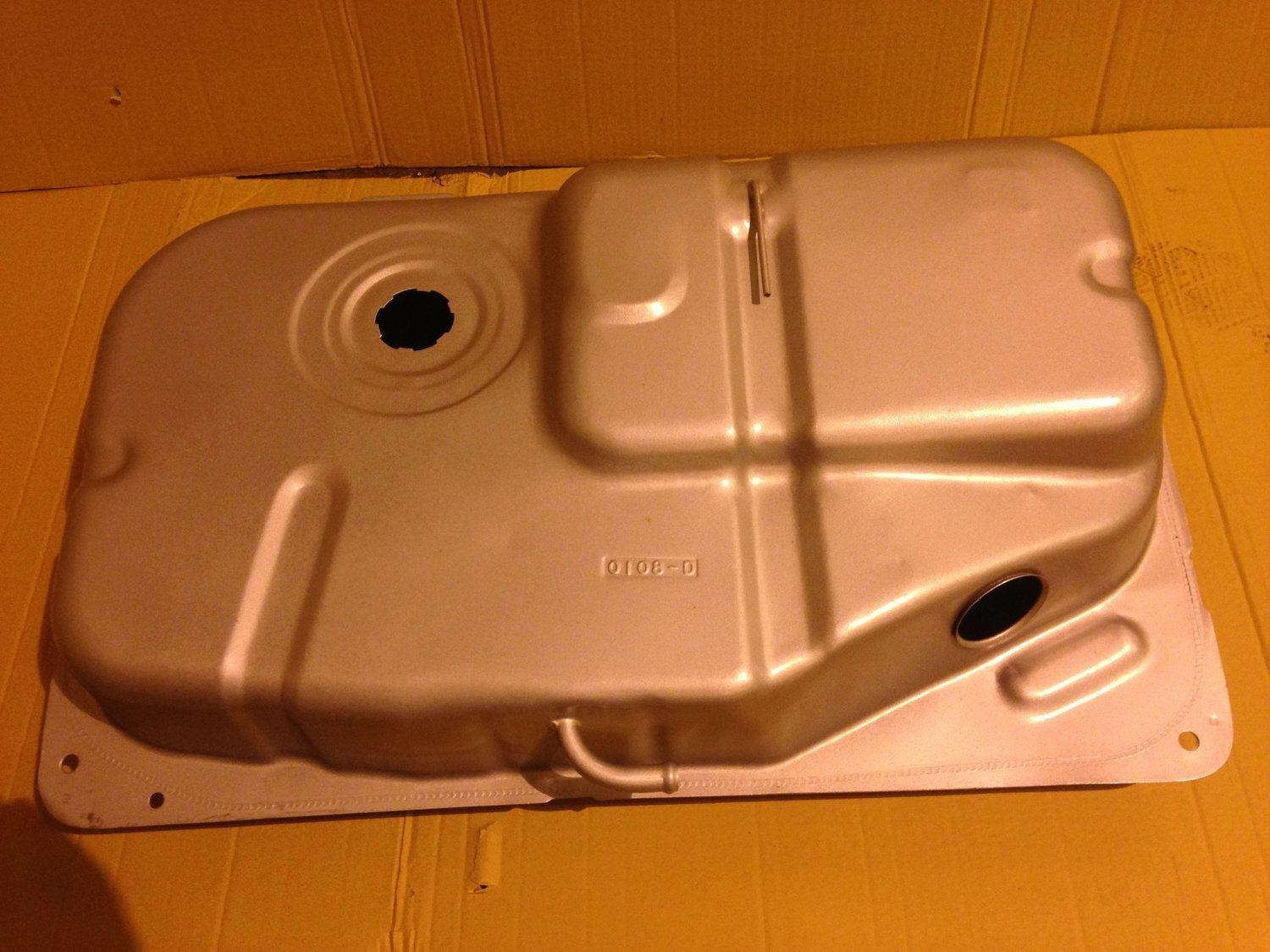 Ford Fiesta Van 9295 1.8 Diesel Fuel Tank Ford Fiesta Van 9295 1.8 Diesel Fuel Tank