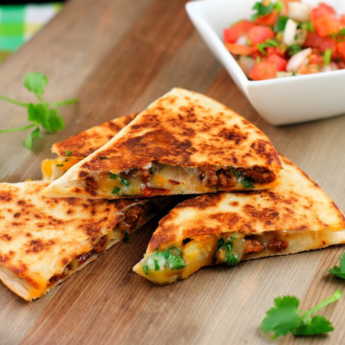 Quesadillas with salsa & Sour cream Quesadillas with salsa & Sour cream