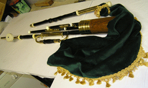 Uilleann Pipes Half Set Uilleann Pipes Half Set