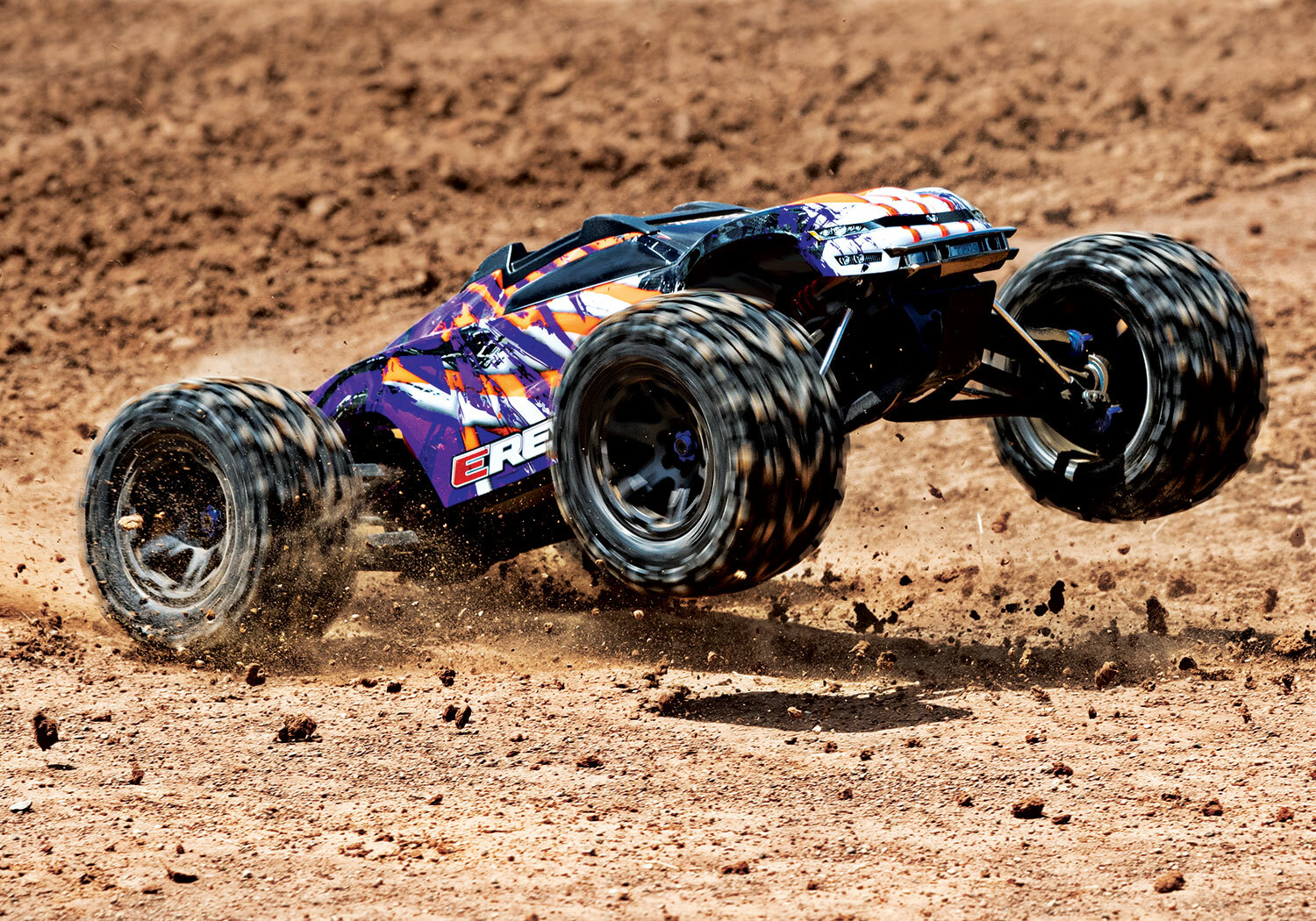 Traxxas E Revo 2.0 4WD Brushless Electric Racing Monster Truck (VXL-6S/TQi/No Batt/No Chg) Traxxas E Revo 2.0 4WD Brushless Electric Racing Monster Truck (VXL-6S/TQi/No Batt/No Chg)