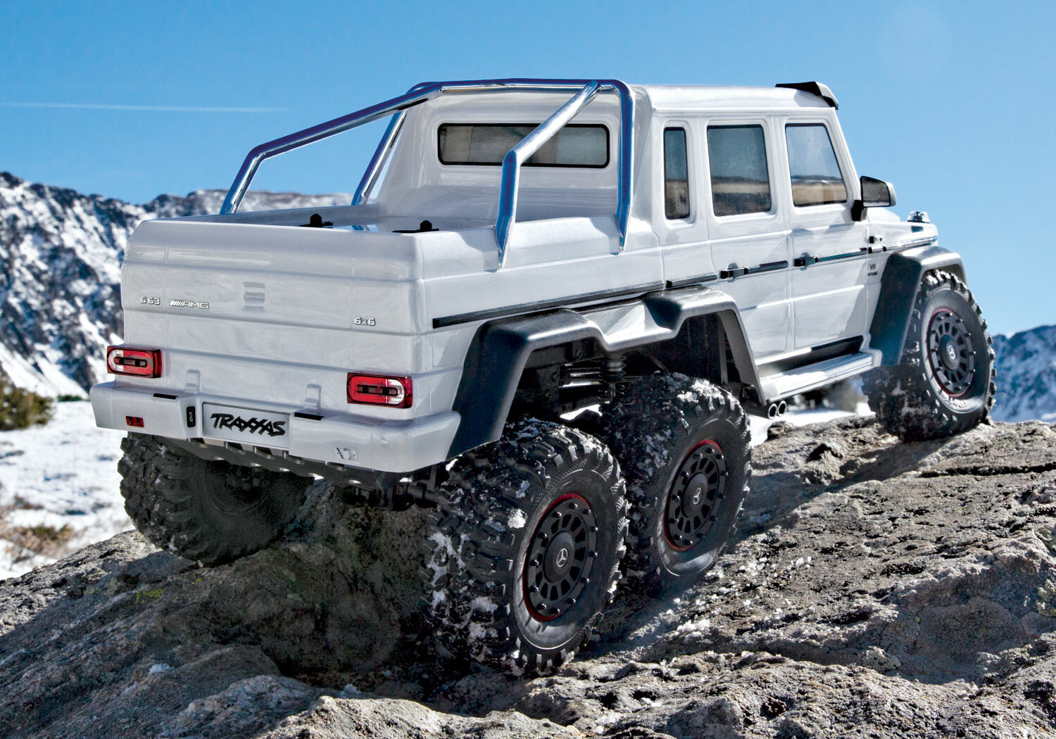 Traxxas TRX-6 Mercedes-Benz G 63 AMG 6x6 (XL-5HV, TQi, LED Lights) (No Battery or Charger) - Special Edition Traxxas TRX-6 Mercedes-Benz G 63 AMG 6x6 (XL-5HV, TQi, LED Lights) (No Battery or Charger) - Special Edition