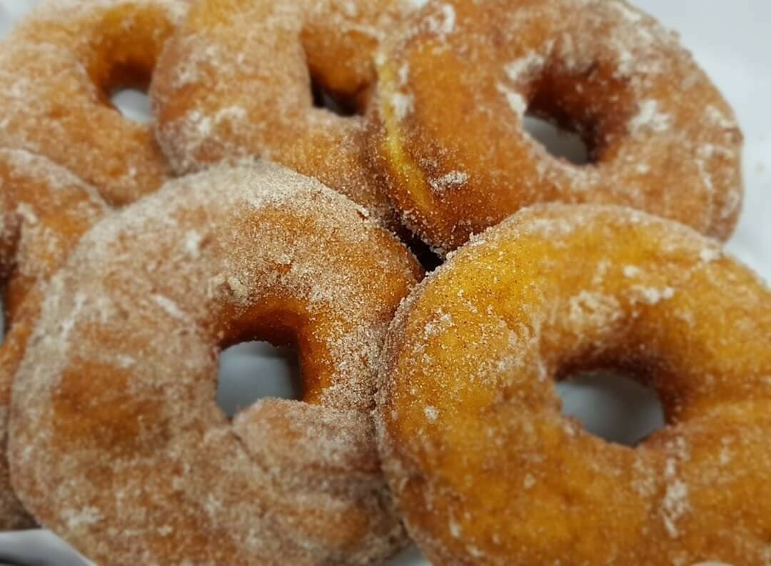 Palmira's Gluten Free Fried Cinnamon Donuts (6) Palmira's Gluten Free Fried Cinnamon Donuts (6)