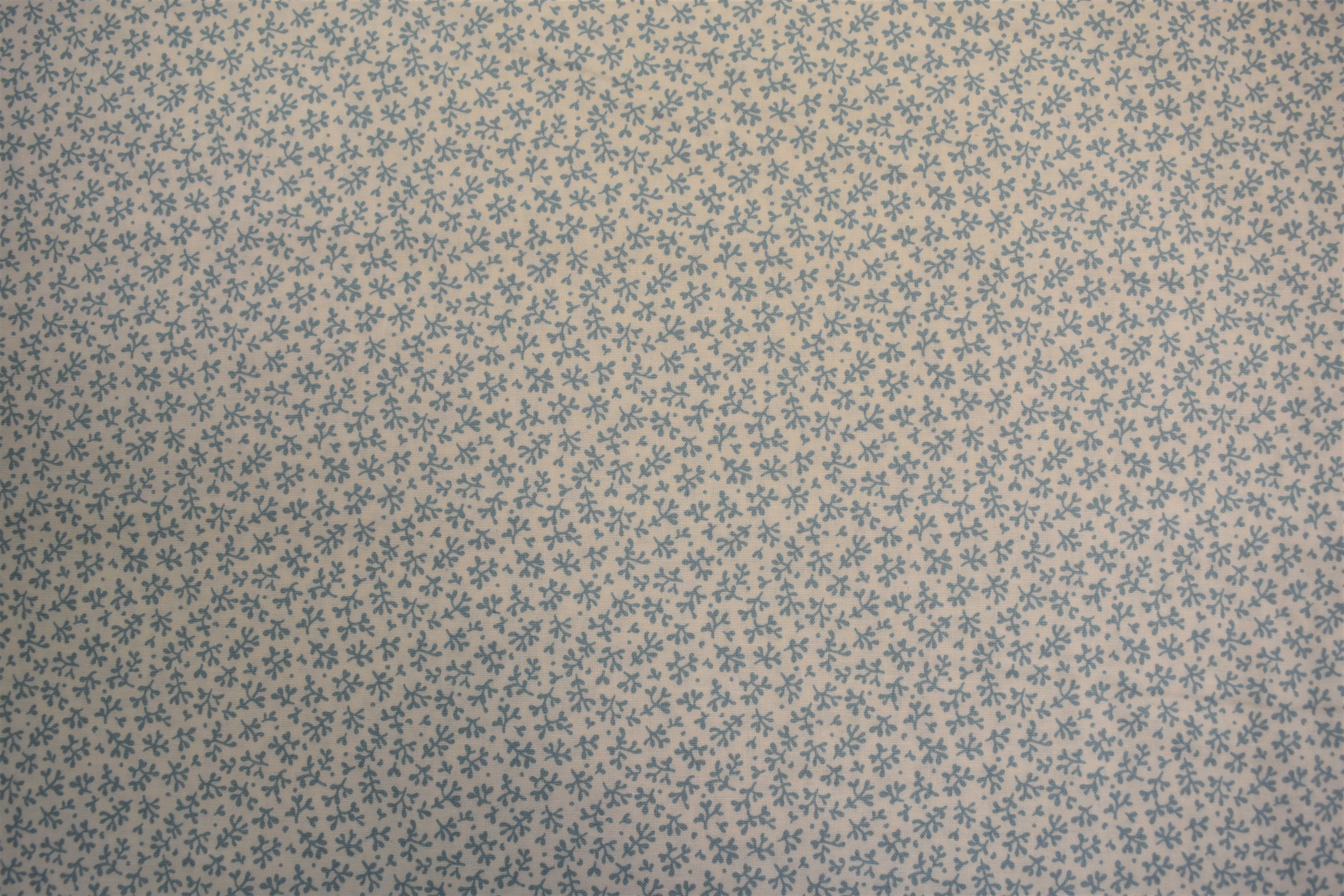 Little Blue Flowers - Antiquities - Quilting Treasures - 1/2m cut G1PVE21Q