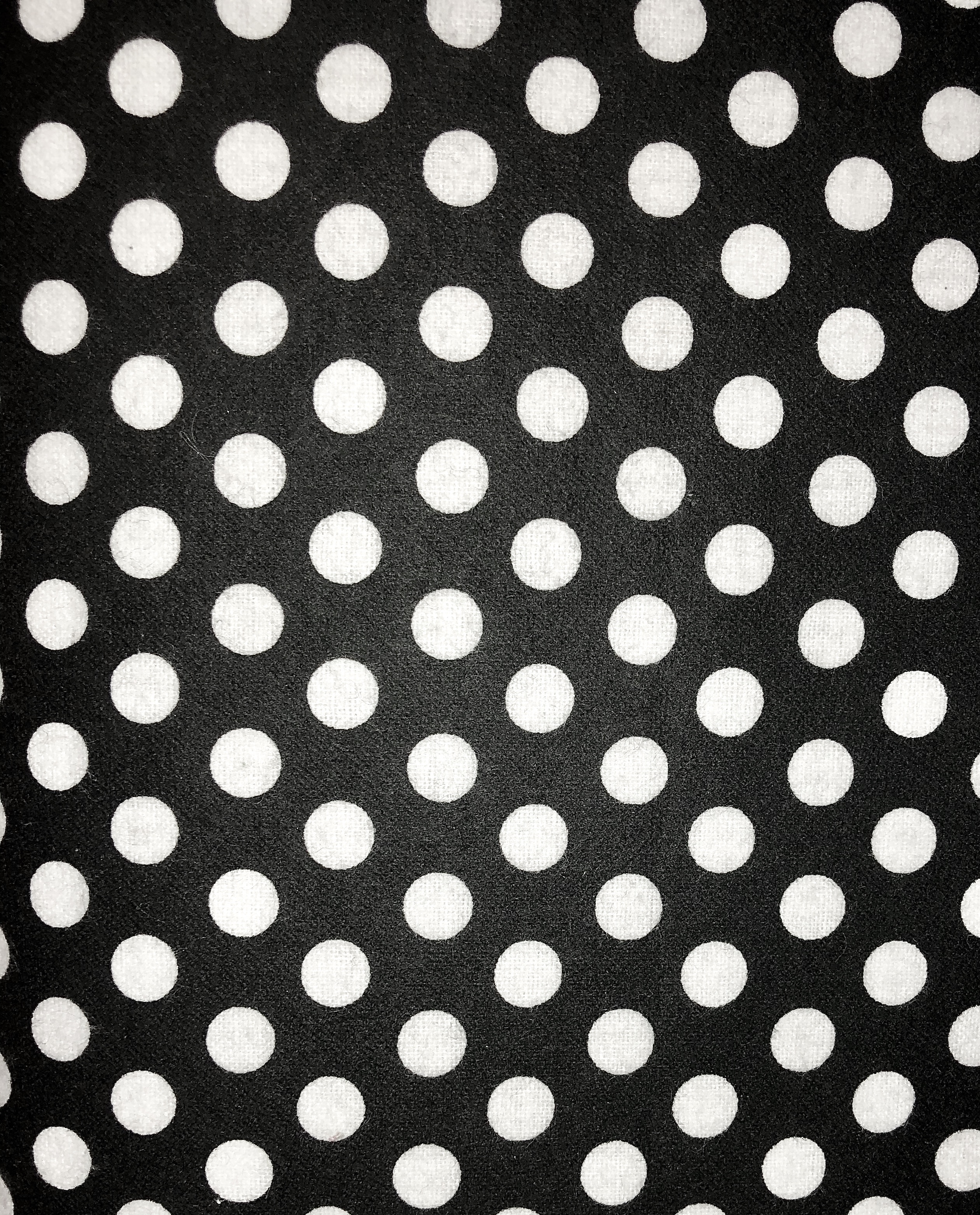 Black and White Polka Dot Flannel - 1/2m cut 55176