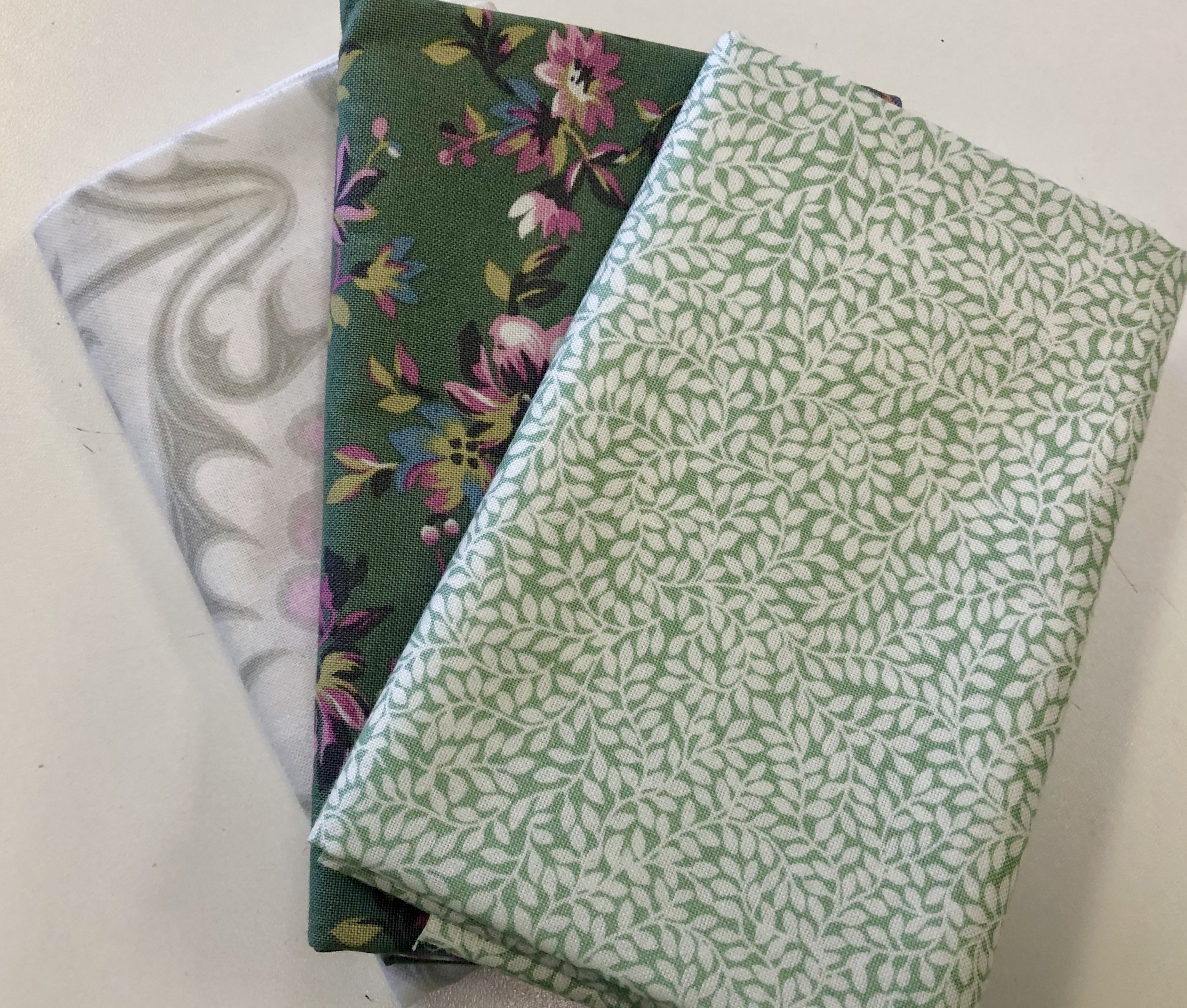 Green Fat Quarter Bundle 55575