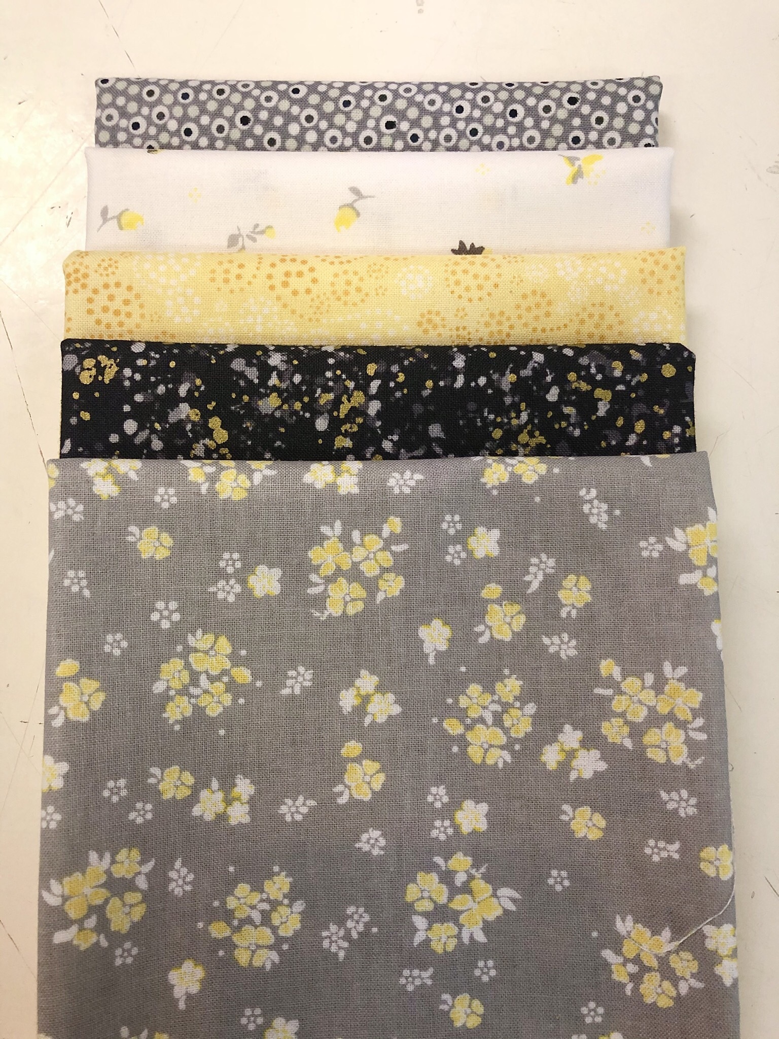 Grey/Yellow Fat 1/4 Bundle 55792