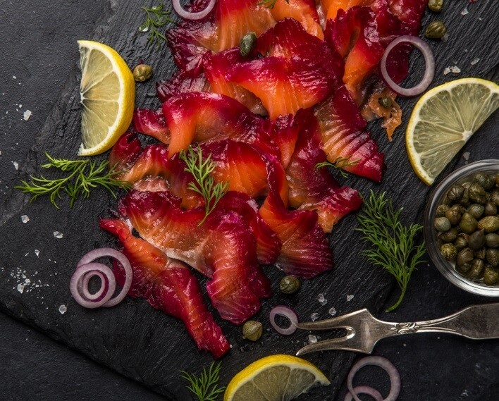 FINS beetroot smoked salmon شرائح سلمون مدخن بالبنجر FINS beetroot smoked salmon شرائح سلمون مدخن بالبنجر