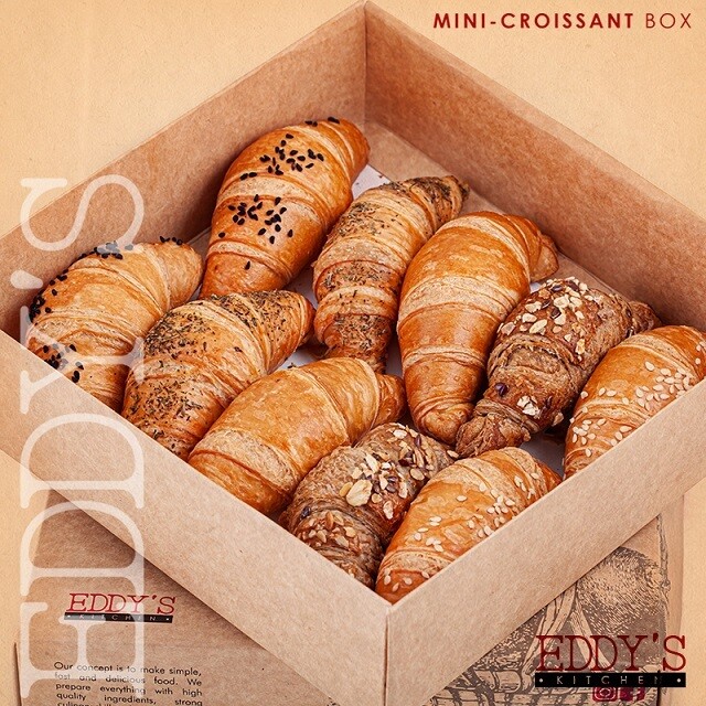 Mini Croissants (1 box) ميني كرواسون Mini Croissants (1 box) ميني كرواسون