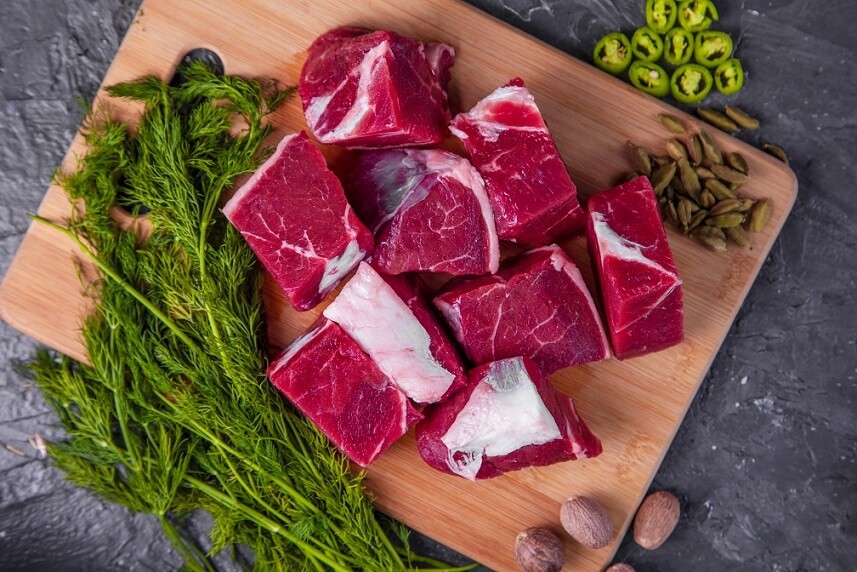 Beef Cubes Medium Fat (500g) لحم خضار بلدي متوسط الدسم Beef Cubes Medium Fat (500g) لحم خضار بلدي متوسط الدسم