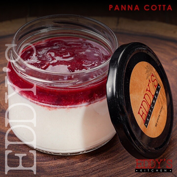Panna Cotta with Berries (330g) بينا كوتا بالبيريس Panna Cotta with Berries (330g) بينا كوتا بالبيريس