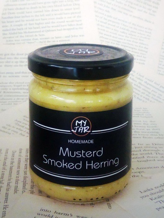 Smoked Herring in Mustard سمك الرنجة المدخن بصوص المسترد Smoked Herring in Mustard سمك الرنجة المدخن بصوص المسترد