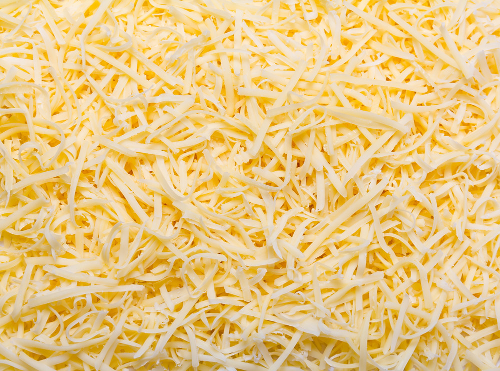 Grated Mozzarella (1 kg) موزريلا مبشور Grated Mozzarella (1 kg) موزريلا مبشور