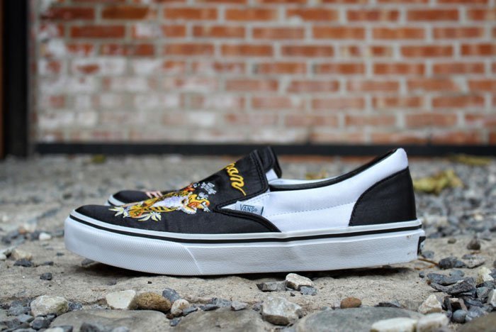 vans sukajan
