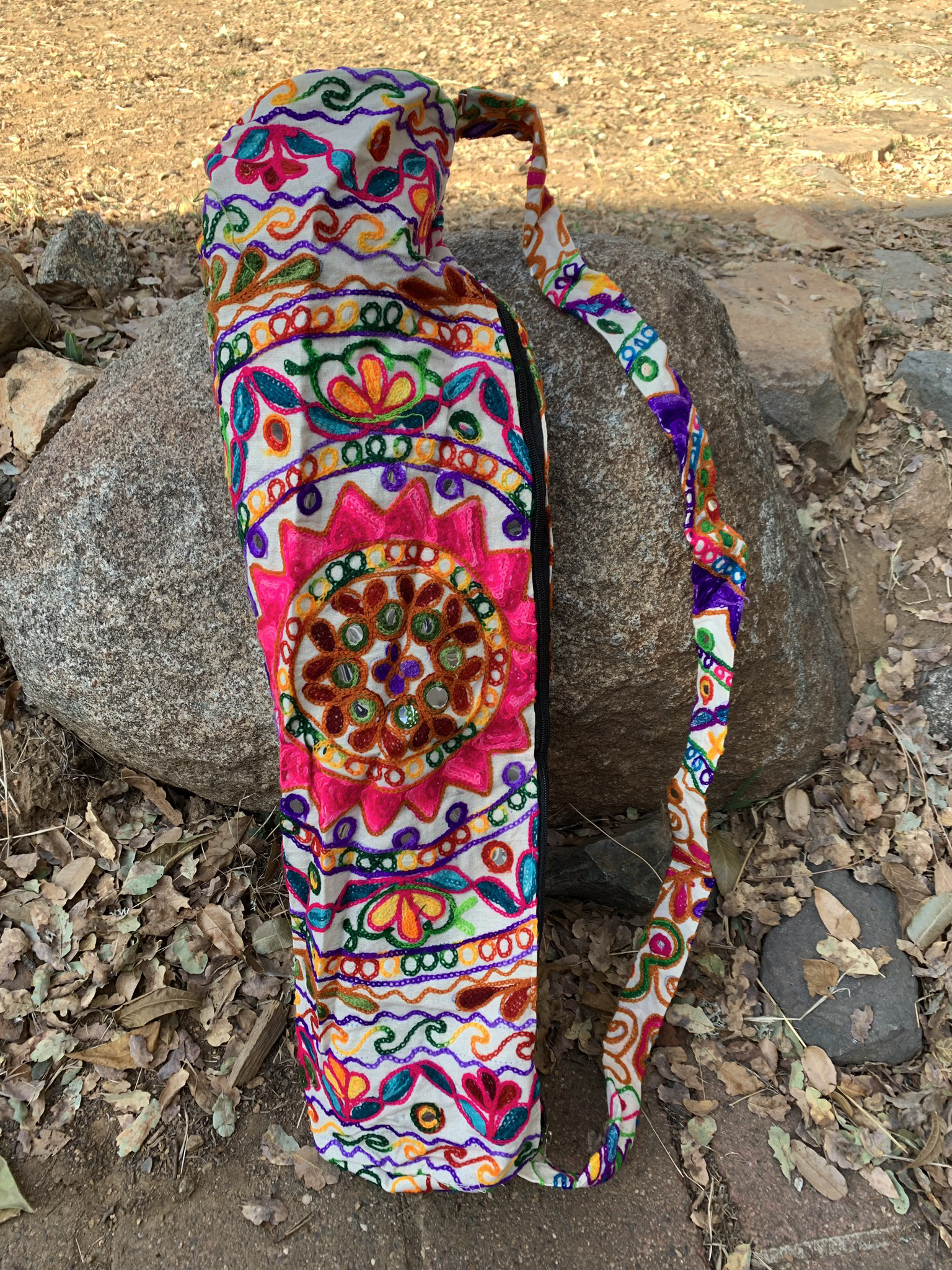 White Embroidered Yoga Mat Bag 00039