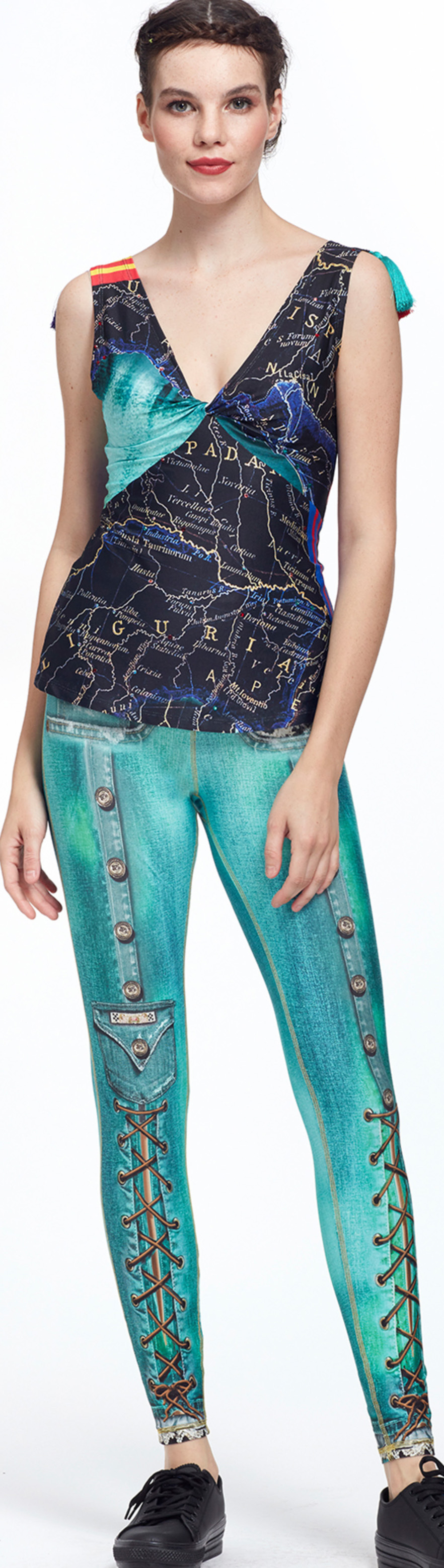 IPNG: The World At Your Paper Boat Trip Illusion Top (In 2 Colors!)