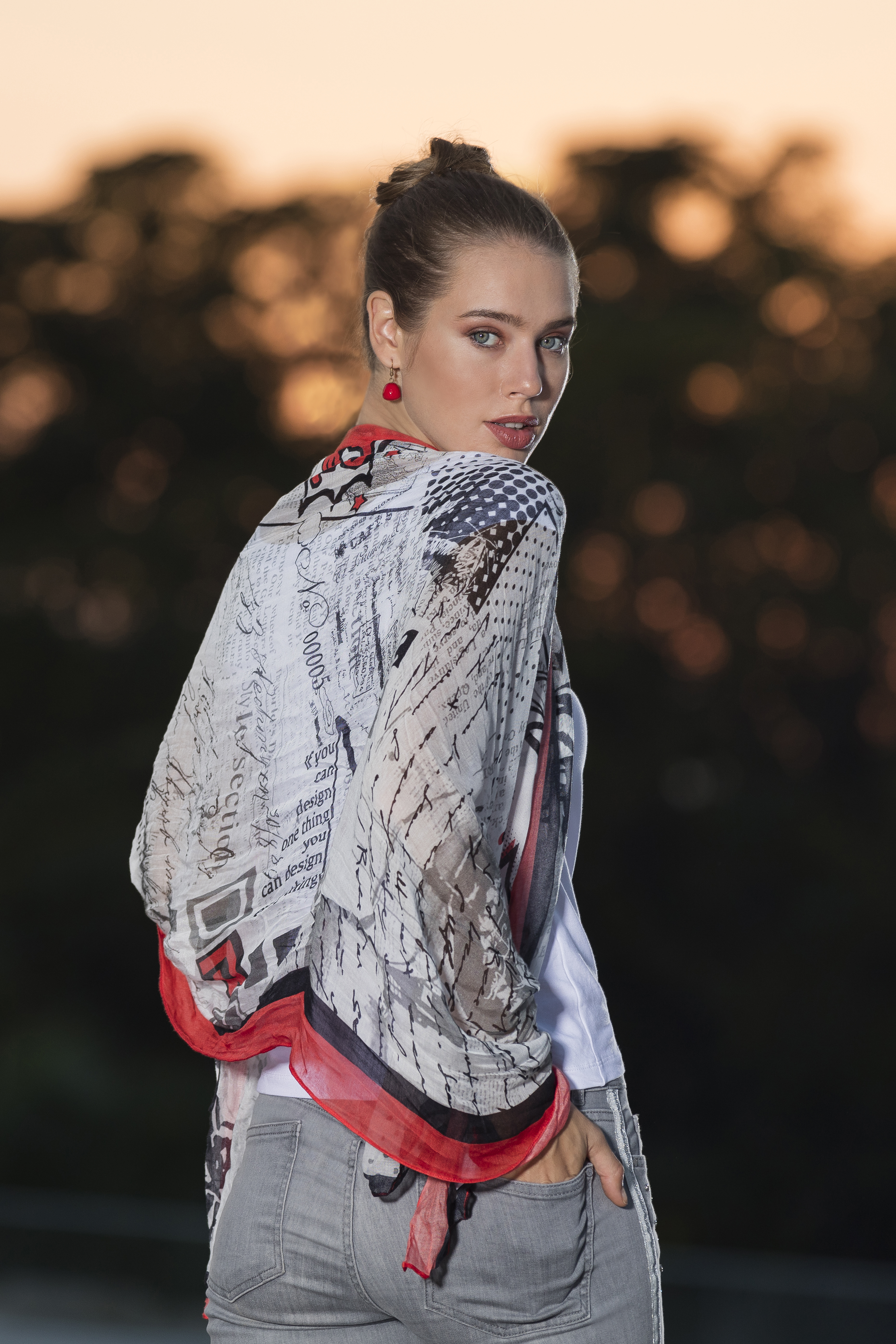 Dolcezza Spring/Summer 2020: Simply Art Scarves DOLCEZZA_SIMPLYART_SCARVES_NEW1