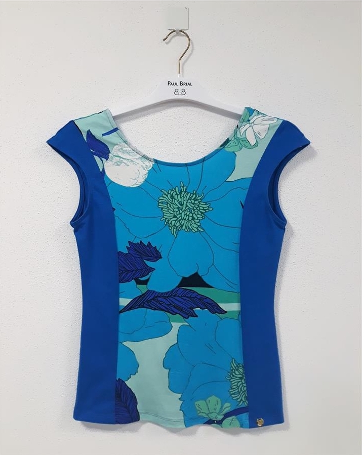 Paul Brial: Blue Daffodils Of the Ivory Coast Top (More Colors!)