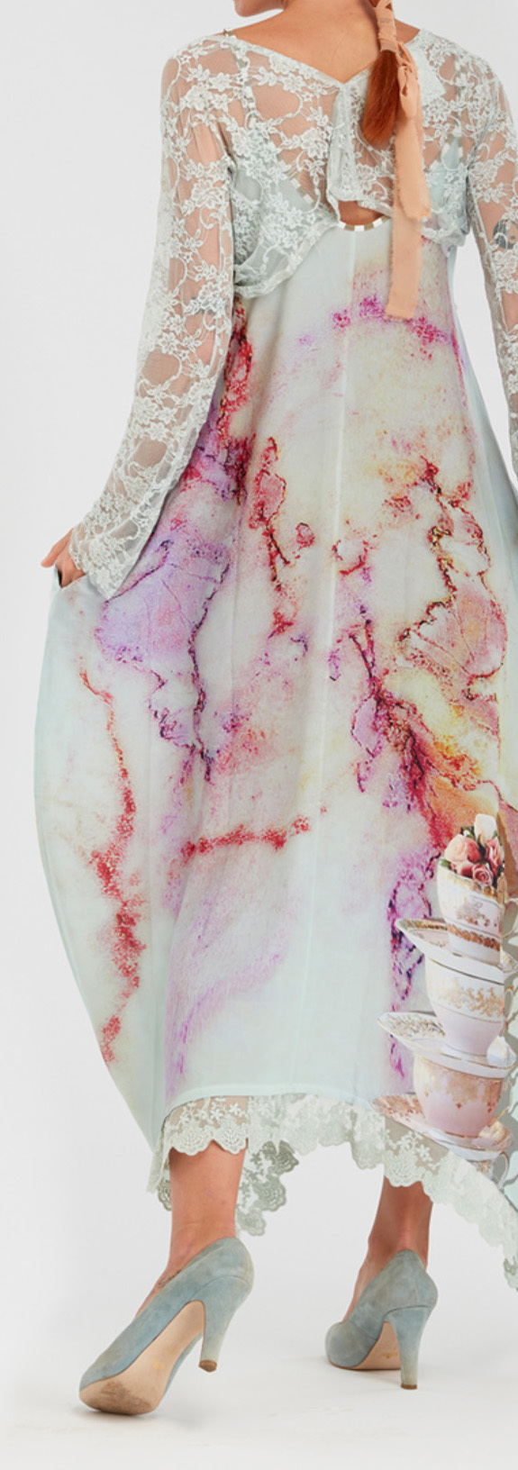 IPNG: Inna Me Rose Reflection Illusion V-Cut Maxi Dress