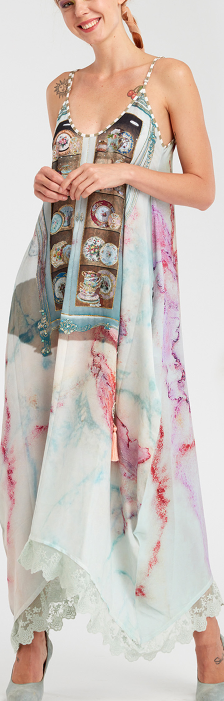 IPNG: Inna Me Rose Reflection Illusion V-Cut Maxi Dress IPNG_TIMDVN-035