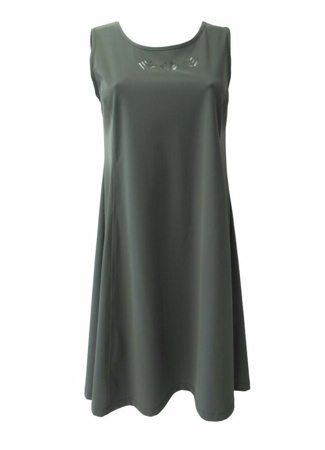 Maloka: Sleek Swirl Decolletage Flare Tunic