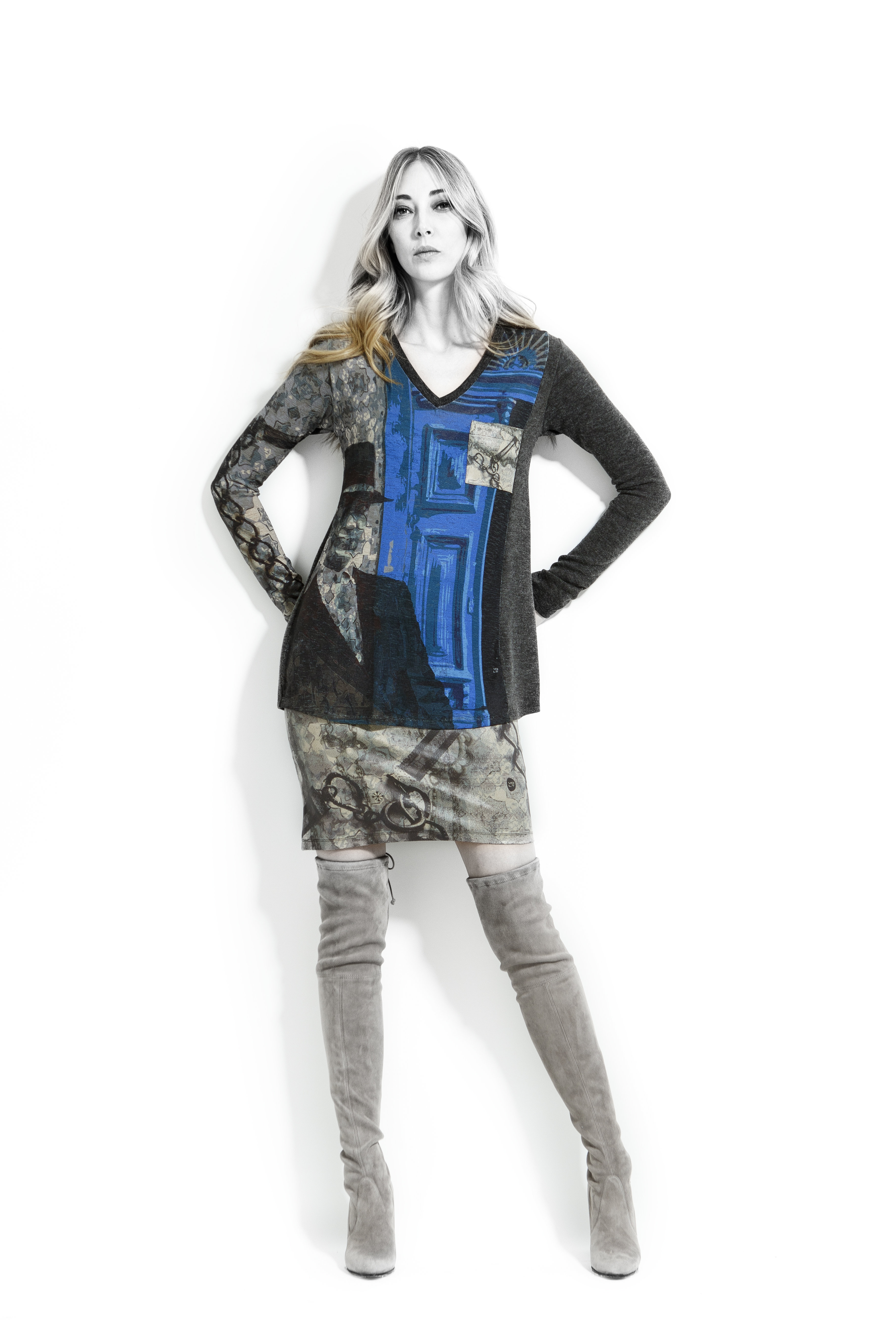 Volt Design: Riddle Me This Indigo Visual Illusion Art Tunic (Some Ship Immed!)