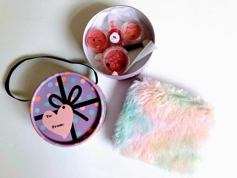 Play Makeup Gift Bag - Fluffy Pastel Gift Box Play Makeup Gift Bag - Fluffy Pastel Gift Box