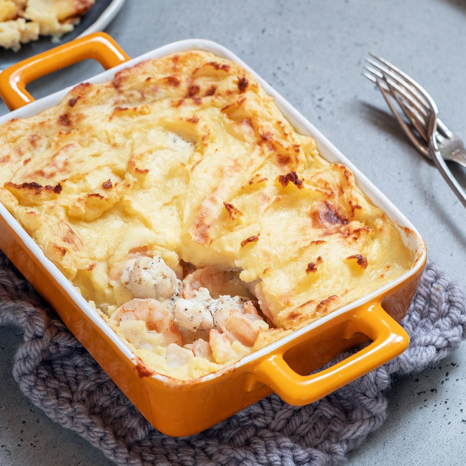 GRATIN DE CREVETTES ET PÉTONCLES À L’ESTRAGON FRAIS