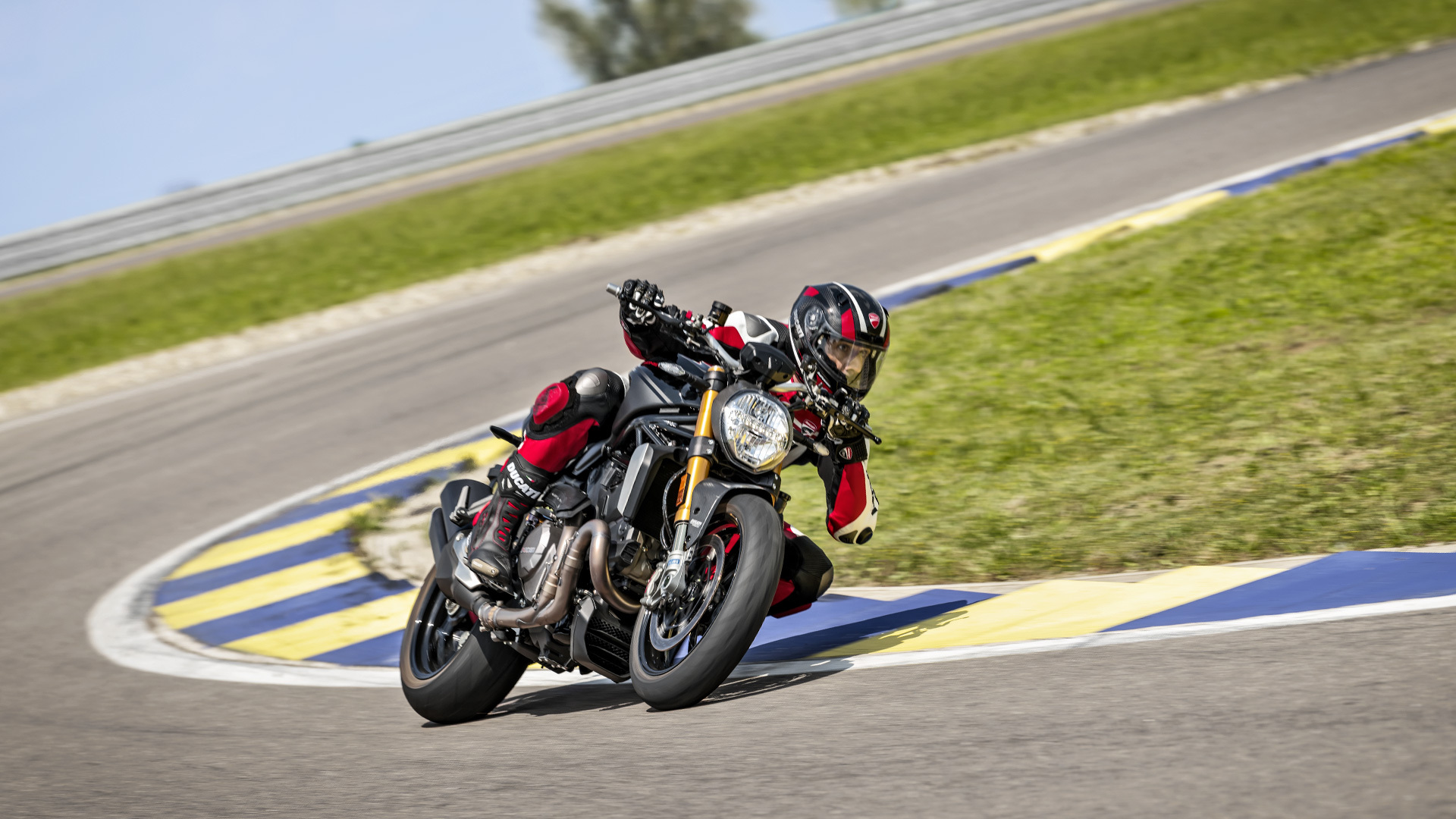 Monster 1200S Black 2020