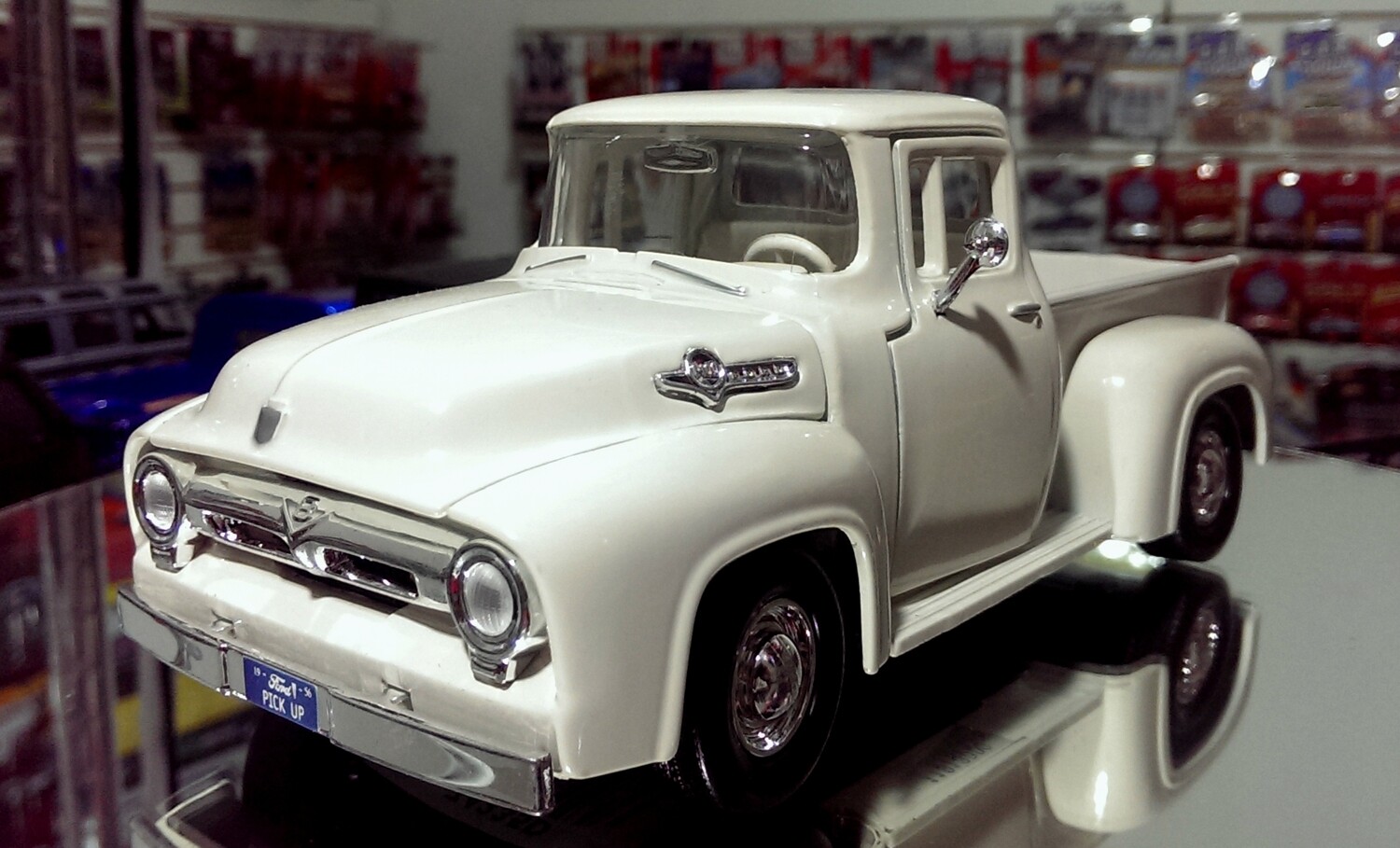 Ford F-100 Pick Up 1956 Matt Nero Con Pneumatici Bianchi - Foto 5