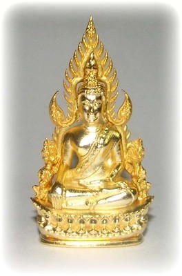 Pra Putta Chinarat (Loi Ongk Statuette) 'Jom Rachan' (Warrior King) edition 2555 BE - Nuea Loha Chup Tong (Sacred Bronze with 24 K Gold Coating) - Wat Pra Sri Radtana Maha Tat Pra Putta Chinarat (Loi Ongk Statuette) 'Jom Rachan' (Warrior King) edition 2555 BE - Nuea Loha Chup Tong (Sacred Bronze with 24 K Gold Coating) - Wat Pra Sri Radtana Maha Tat