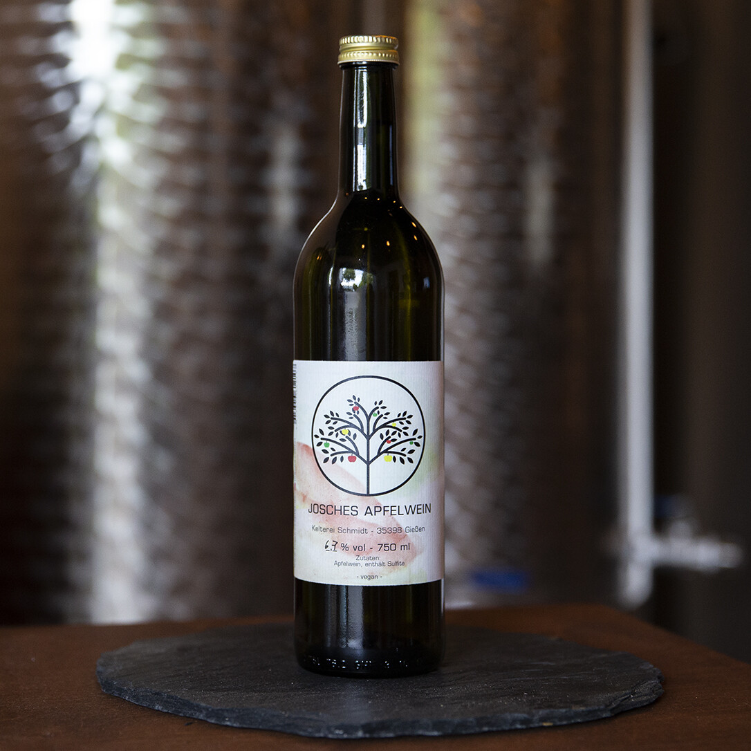 Josche's Apfelwein 0,75L - Streuobst 2019 Josche's Apfelwein 0,75L - Streuobst 2019