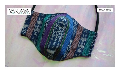 Gesichtsmaske / Behelfsmaske / Mund-Nasenbedeckung in IKAT Muster Stoff Guatemala mit Bio-Futter / Face Mask in Ikat pattern fabric Guatemala with organic lining Gesichtsmaske / Behelfsmaske / Mund-Nasenbedeckung in IKAT Muster Stoff Guatemala mit Bio-Futter / Face Mask in Ikat pattern fabric Guatemala with organic lining
