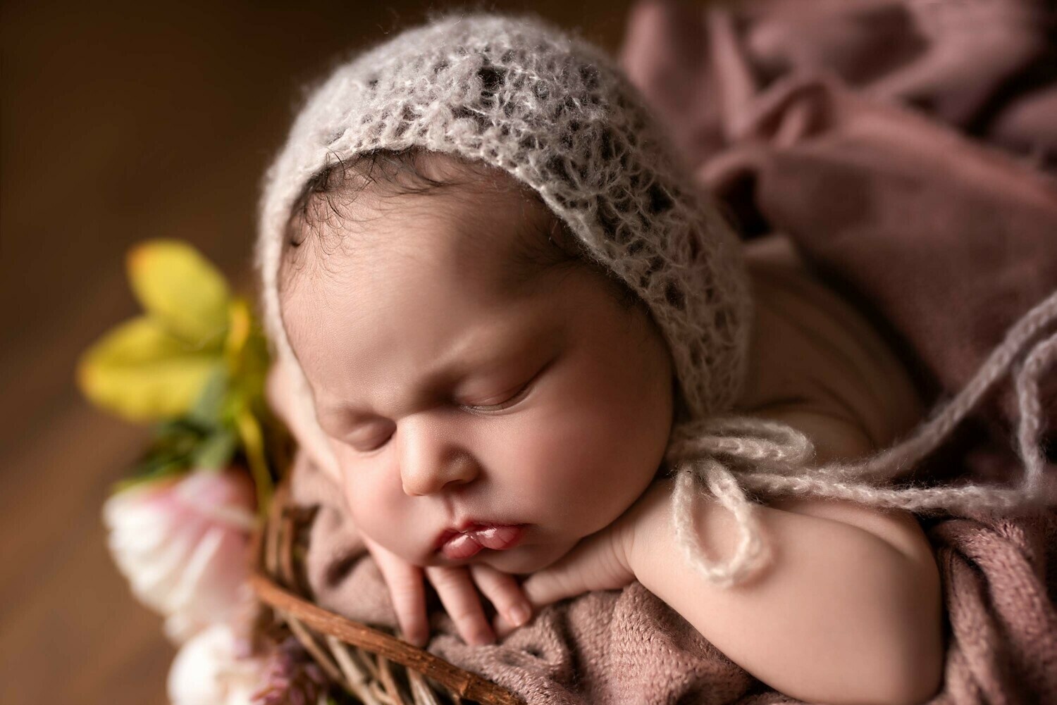 Newborn Photoshoot - Home Newborn Photoshoot - Home
