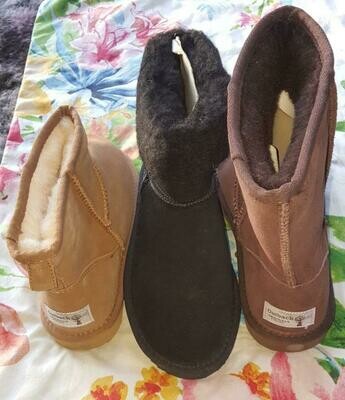 SUPER SPECIAL $39.90 UGG BOOTS in Fawn, Brown & Black. Australian sheep wool lining, leather upper, rubber soles. SUPER SPECIAL $39.90 UGG BOOTS in Fawn, Brown & Black. Australian sheep wool lining, leather upper, rubber soles.