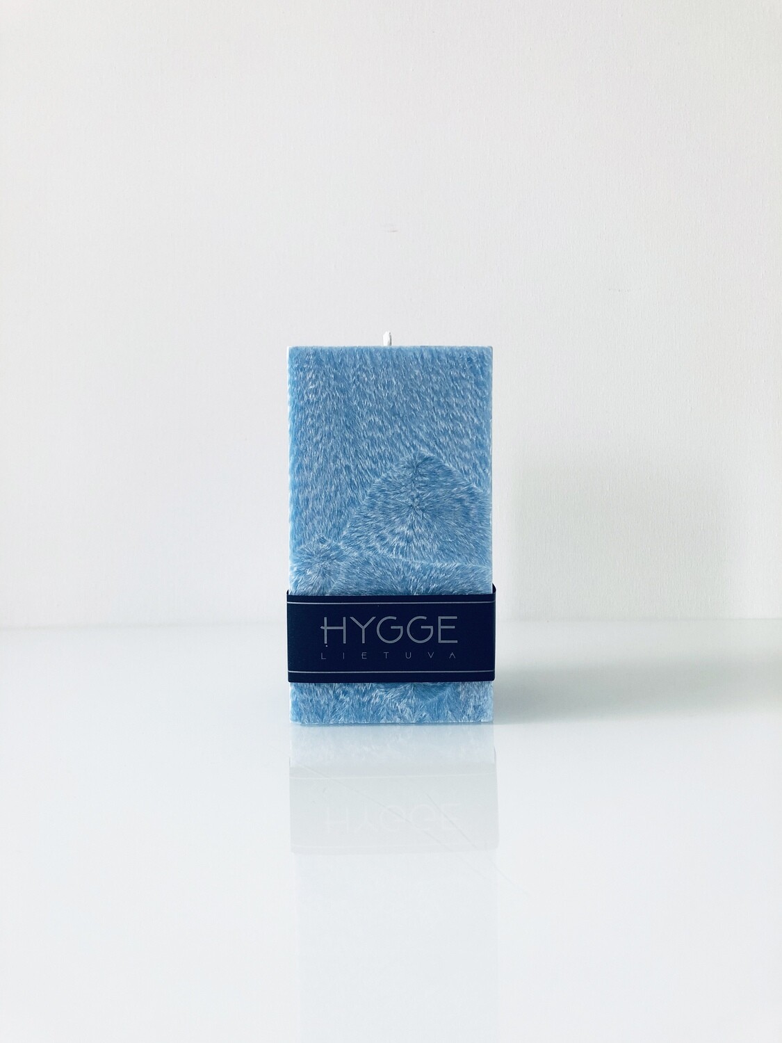 HYGGE žydra kvepianti žvakė HYGGE žydra kvepianti žvakė