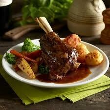 Lamb Shank, Slow Cooked in a mint gravy 475g