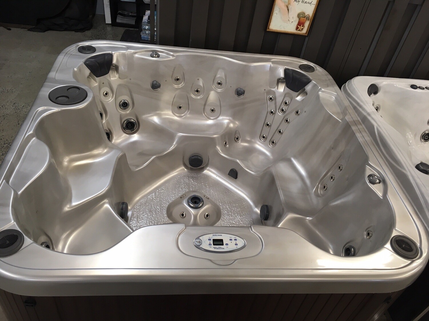 Coast Freedom Hot Tub