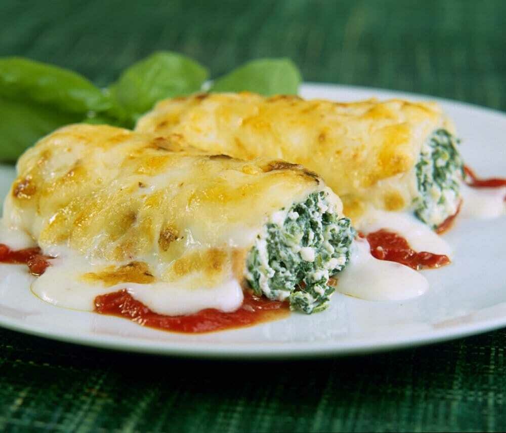 Cannelloni Ricotta and Spinach in Tomato & Cheese Sauce, Veg T/A 350g c. Cannelloni Ricotta and Spinach in Tomato & Cheese Sauce, Veg T/A 350g c.