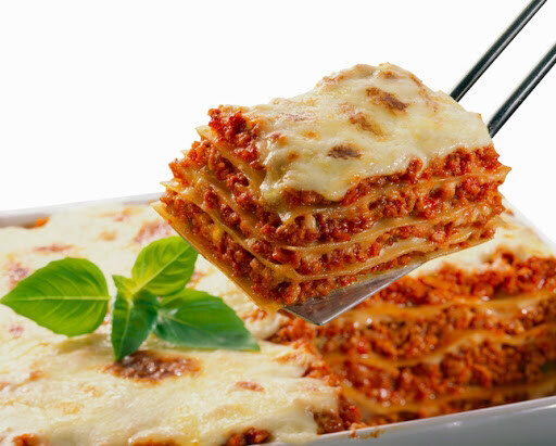 Casa Italia Beef Lasagna Tray for 6/8 People T/A 2.5kg c. Casa Italia Beef Lasagna Tray for 6/8 People T/A 2.5kg c.