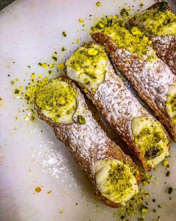 Cannolo Siciliano 1pc Cannolo Siciliano 1pc