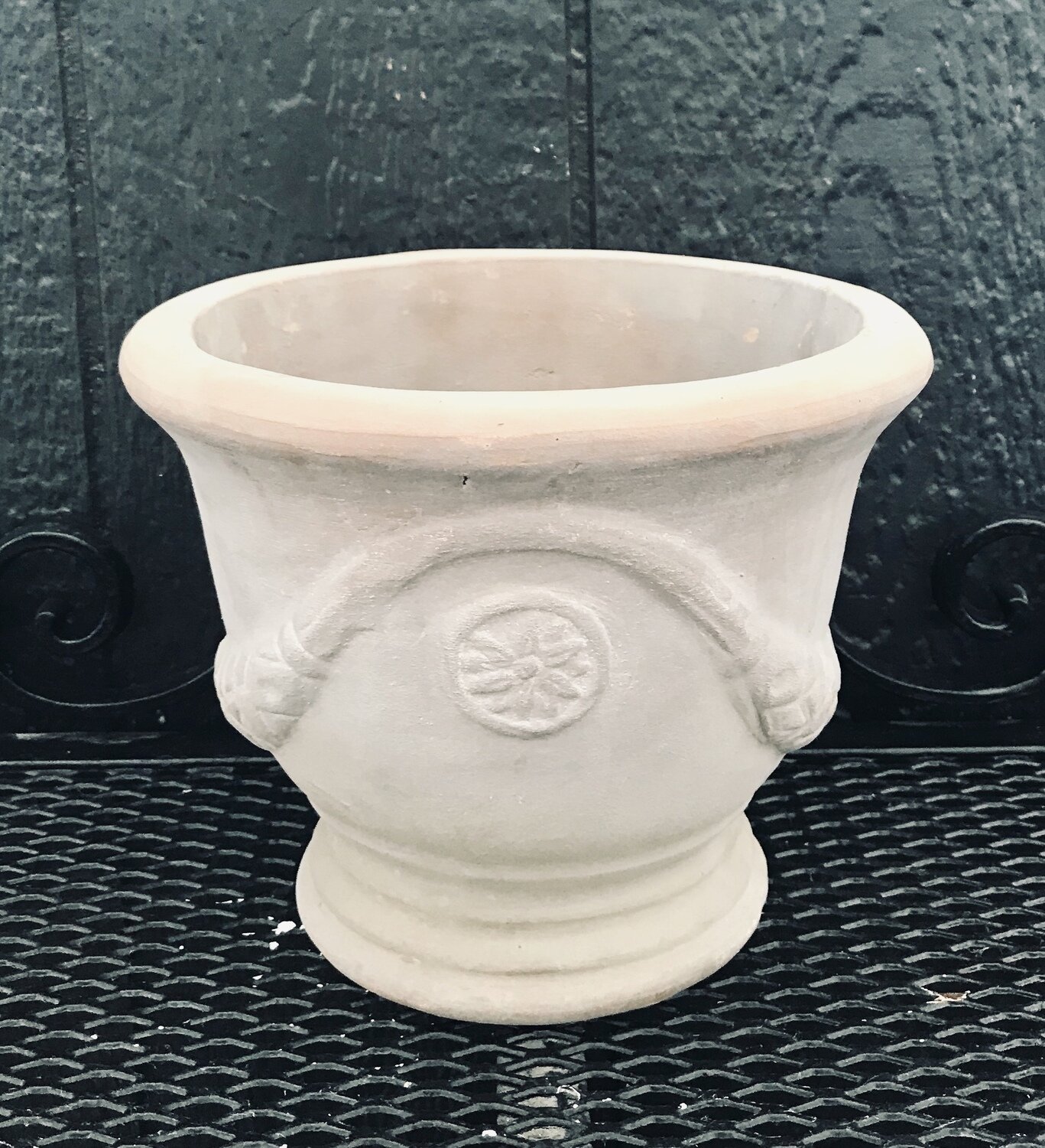 Terracota Chalet Urn 9 Terracota Chalet Urn 9