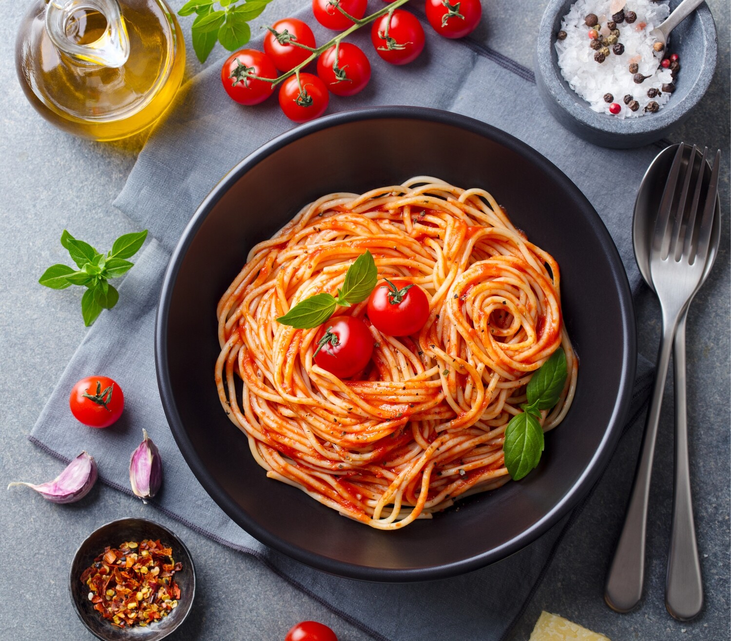 Spaghetti Pomodoro (VEGAN) Spaghetti Pomodoro (VEGAN)