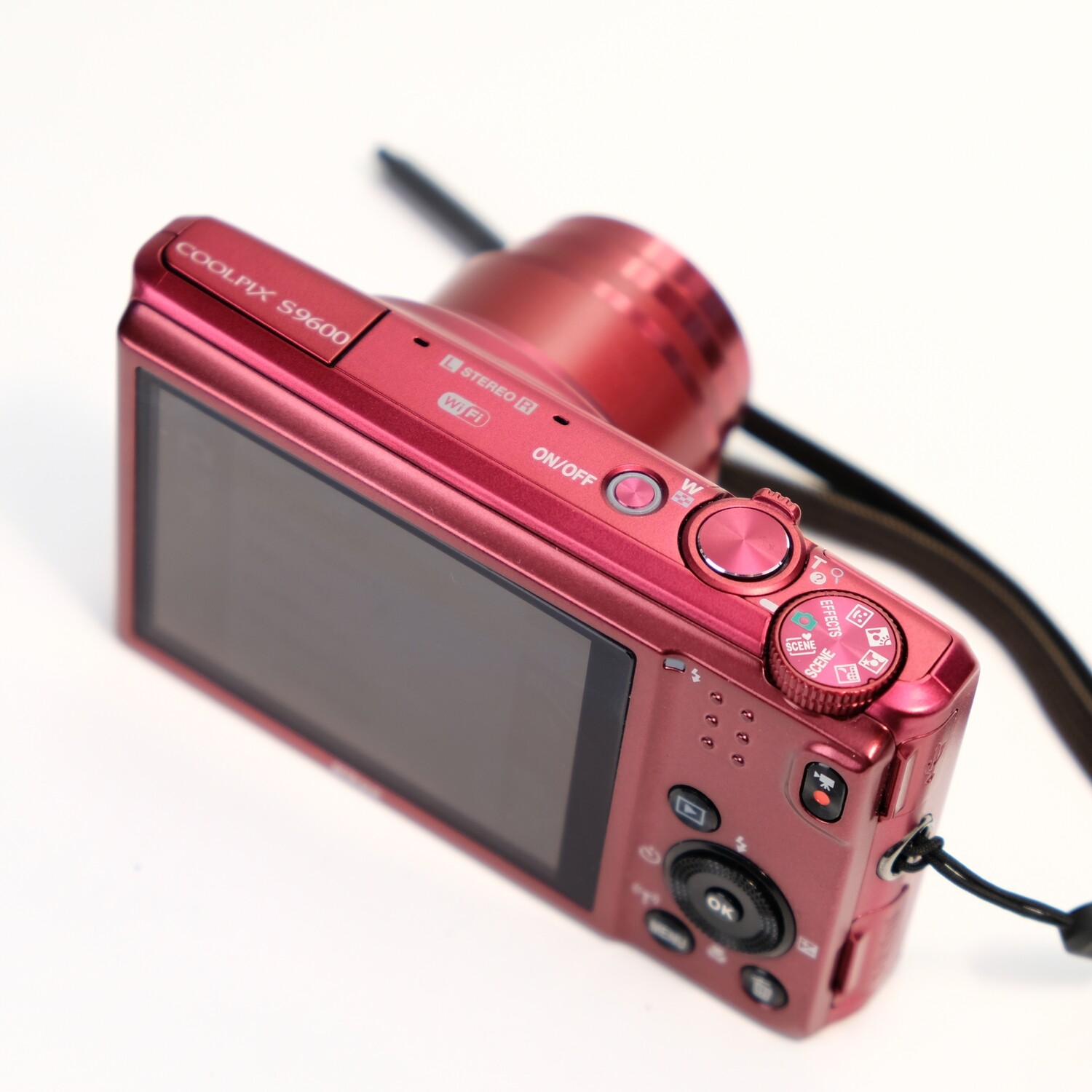 coolpix s9600 wifi
