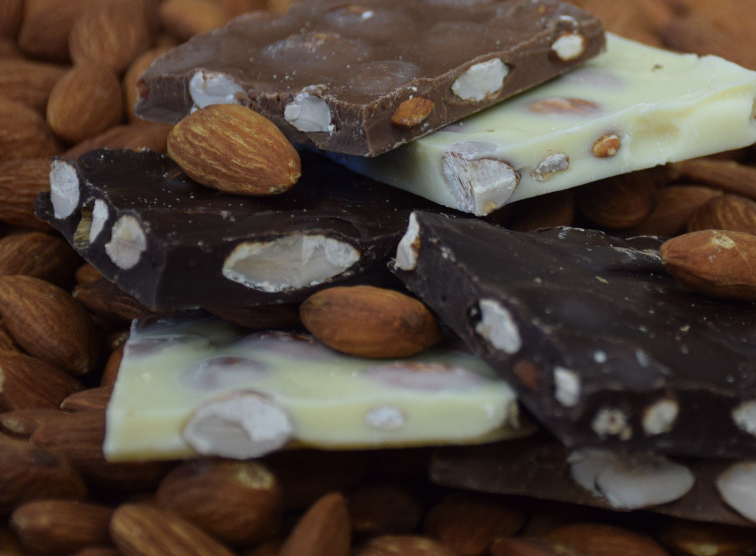 Almond Nut Bark Almond Nut Bark