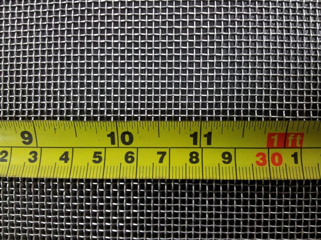 Stainless woven 12 mesh: 1.56 mm aperture SS12M24GW1L1