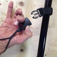 Wrist paddle leash