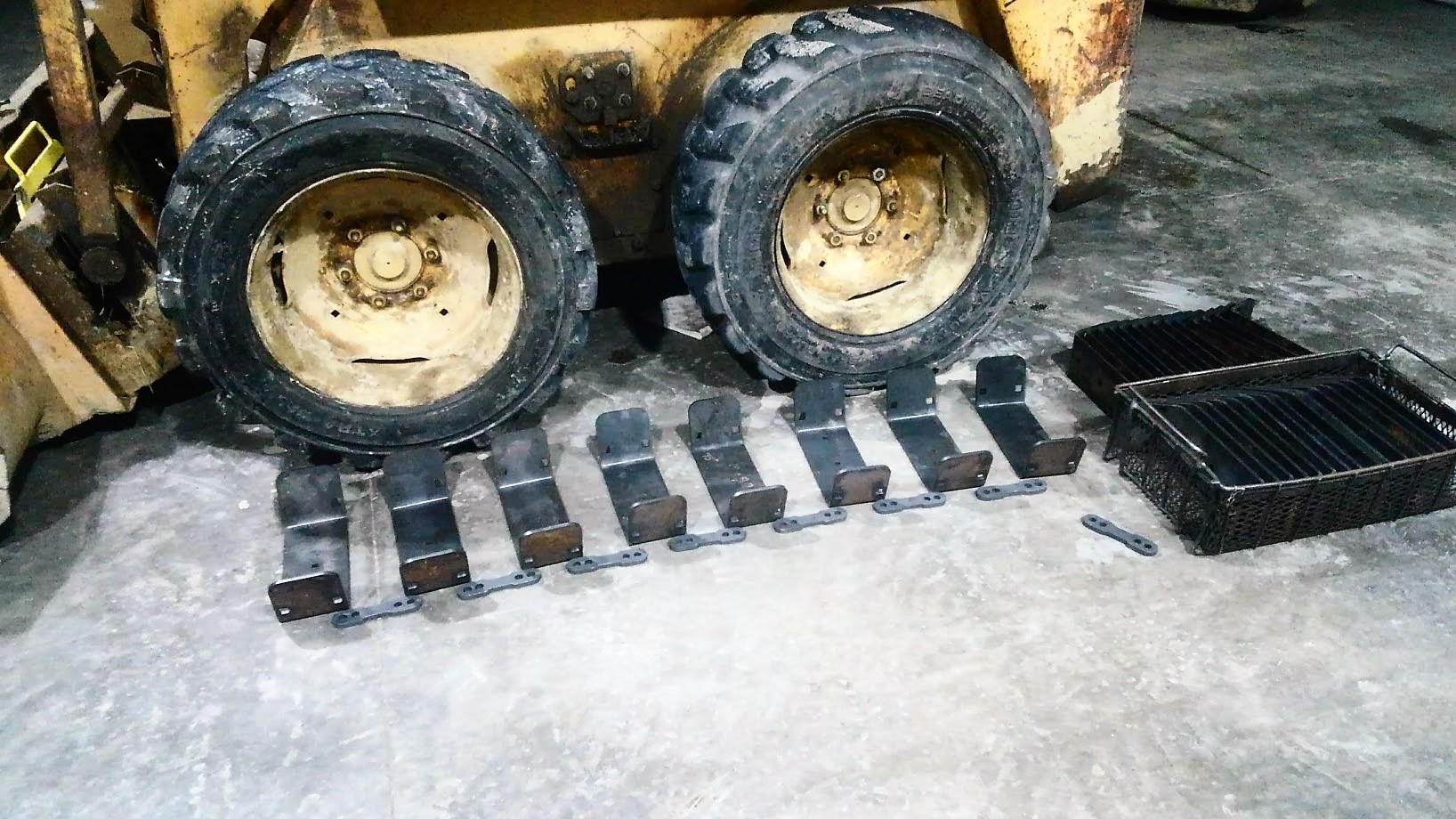 tuner car tire tracks image